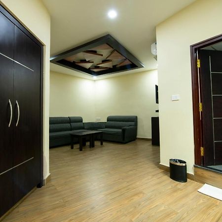 Comfy Luxury Hotel Bengaluru Kültér fotó