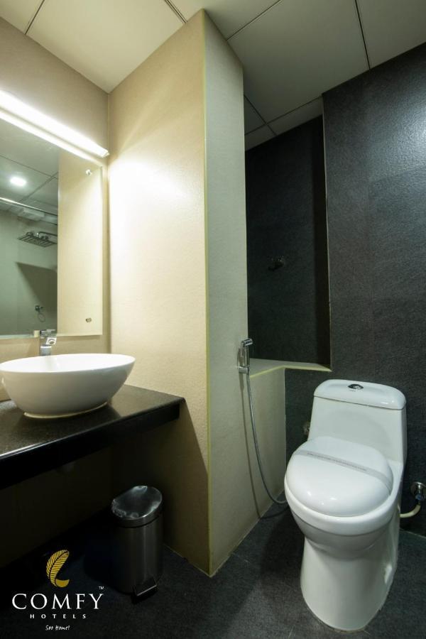 Comfy Luxury Hotel Bengaluru Kültér fotó